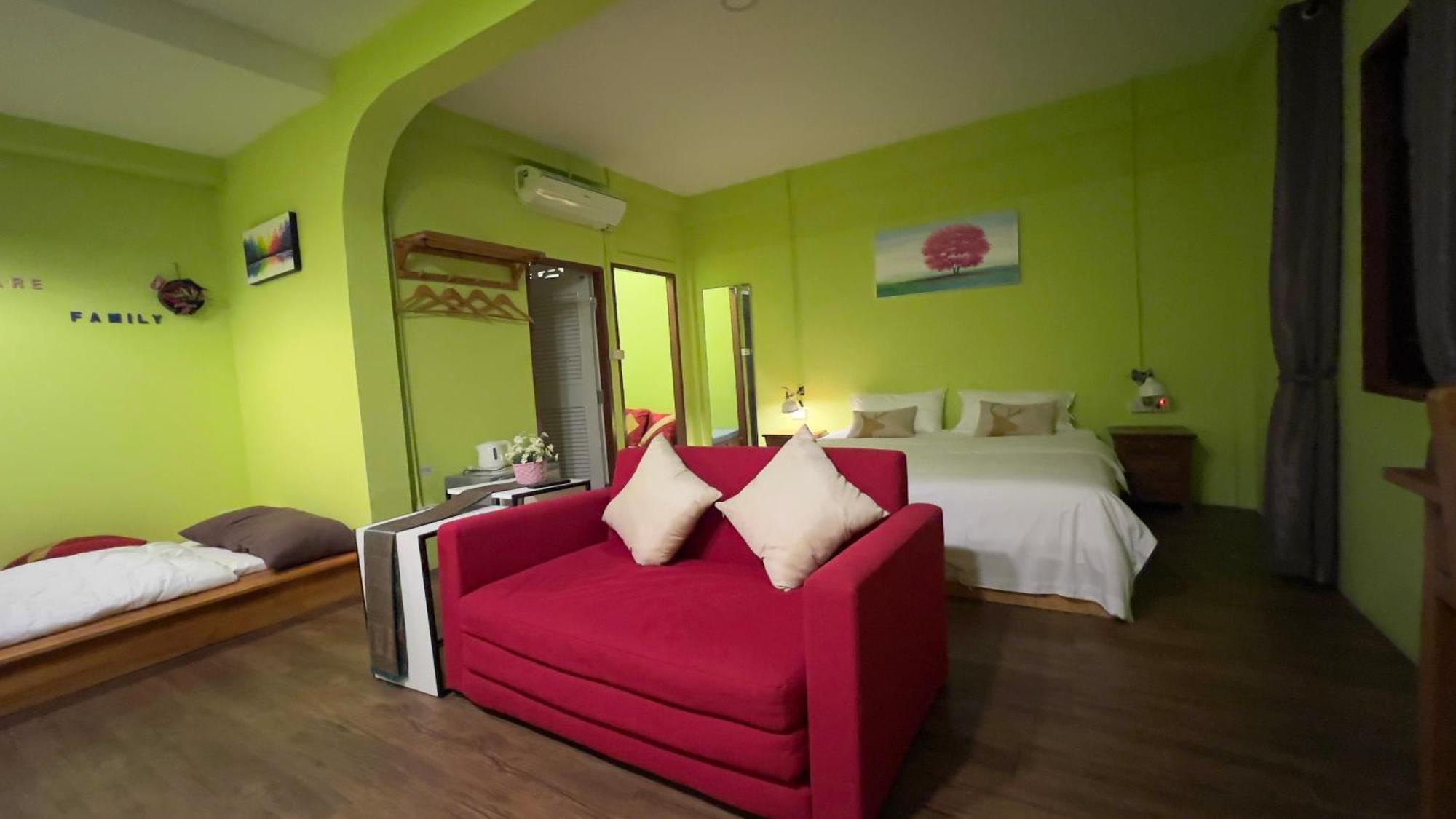 Chiang Mai Gate House Hotell Rum bild