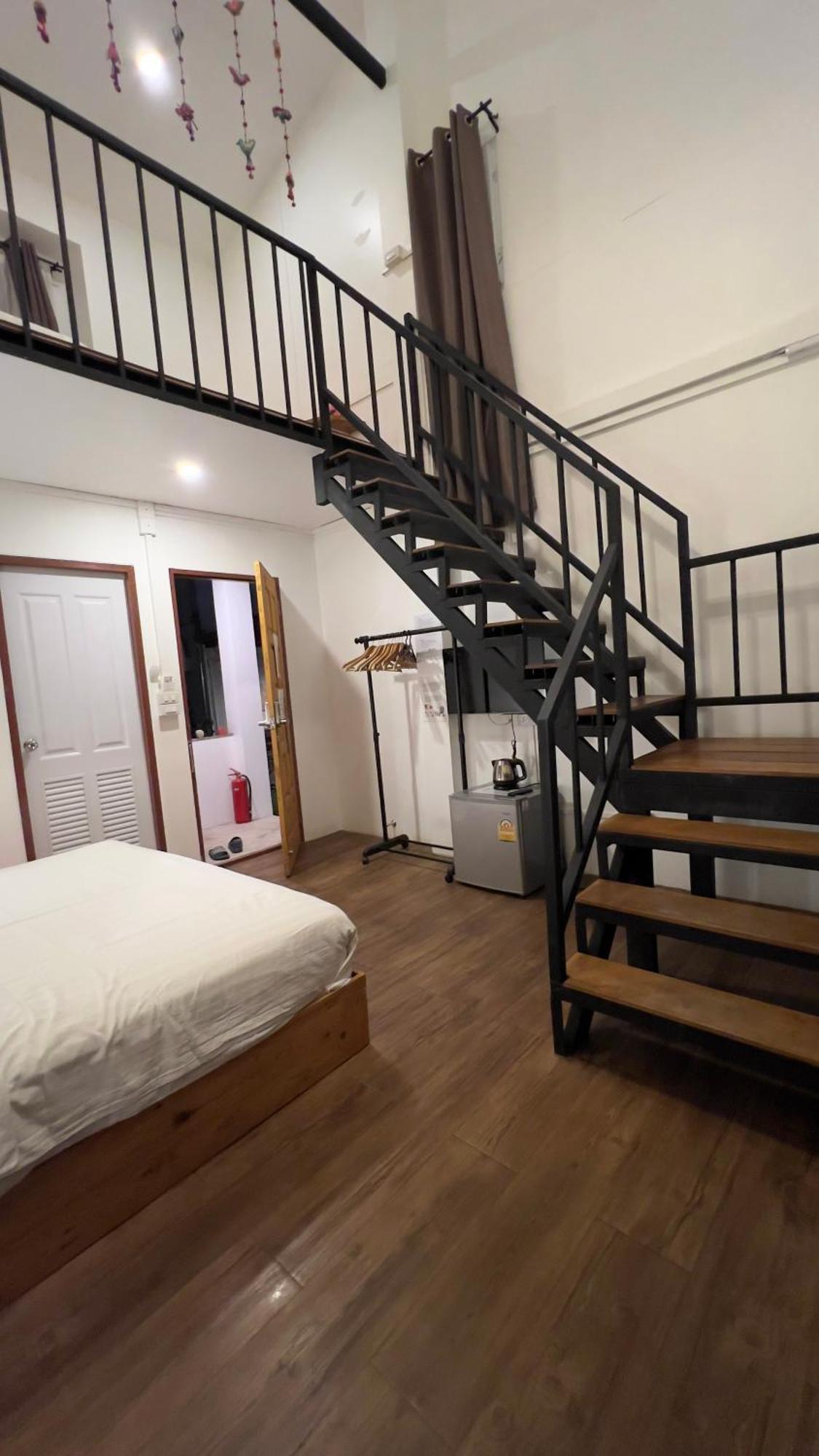 Chiang Mai Gate House Hotell Rum bild